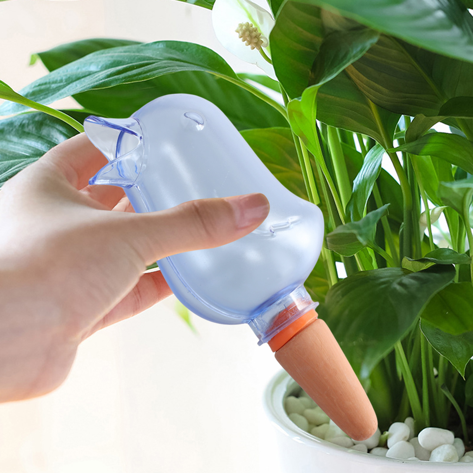 Automatic Plant Waterer - Sistema automático de irrigação por gotejamento